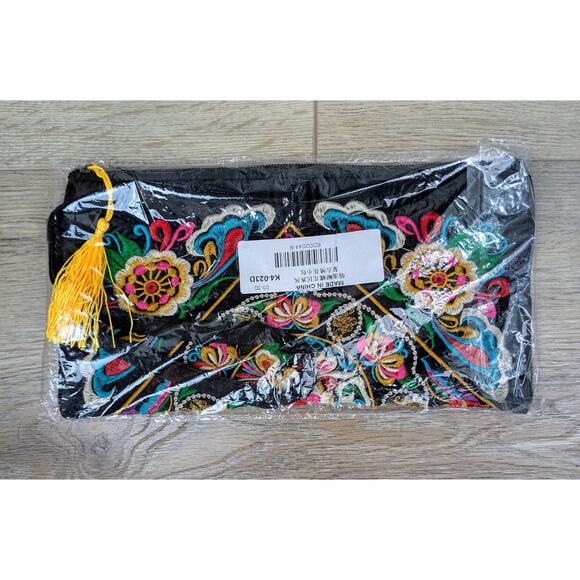 NEW Boho Ethnic Embroidered Wristlet Clutch Bag Colorful Bright Floral Fabric - Picture 2 of 8